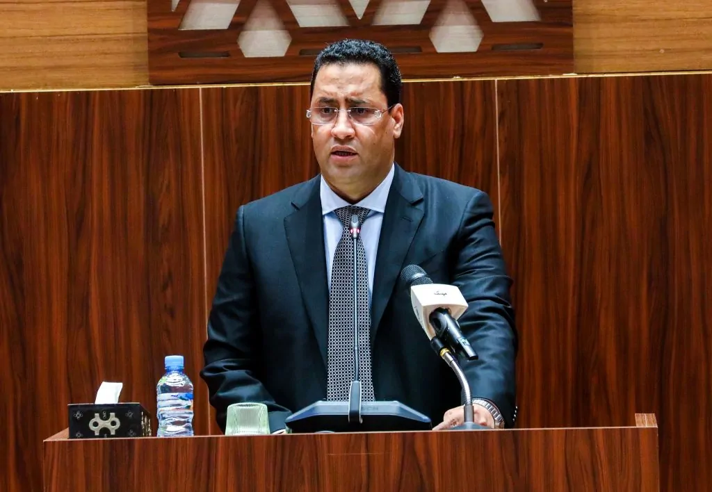 ولد اجاي يشيد بتجربة المسابقة الإلكترونية لتعزيز الشفافية