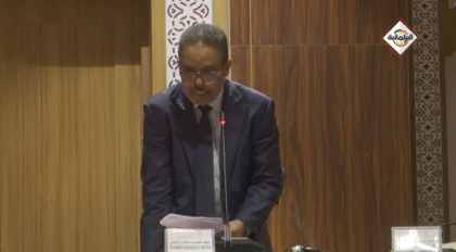 برلماني: السوق يعج بالأجانب ويستحوذون على فرص عمل الموريتانيين