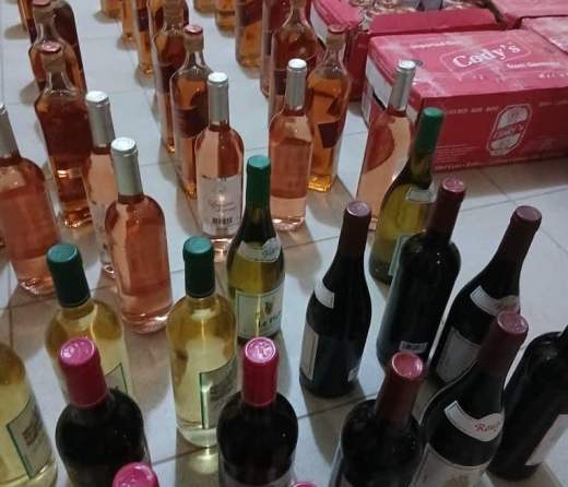 ضربة جديدة للمهربين.. جمارك “روصو” تحبط محاولة إدخال كميات من الخمور والمشروبات الكحولية