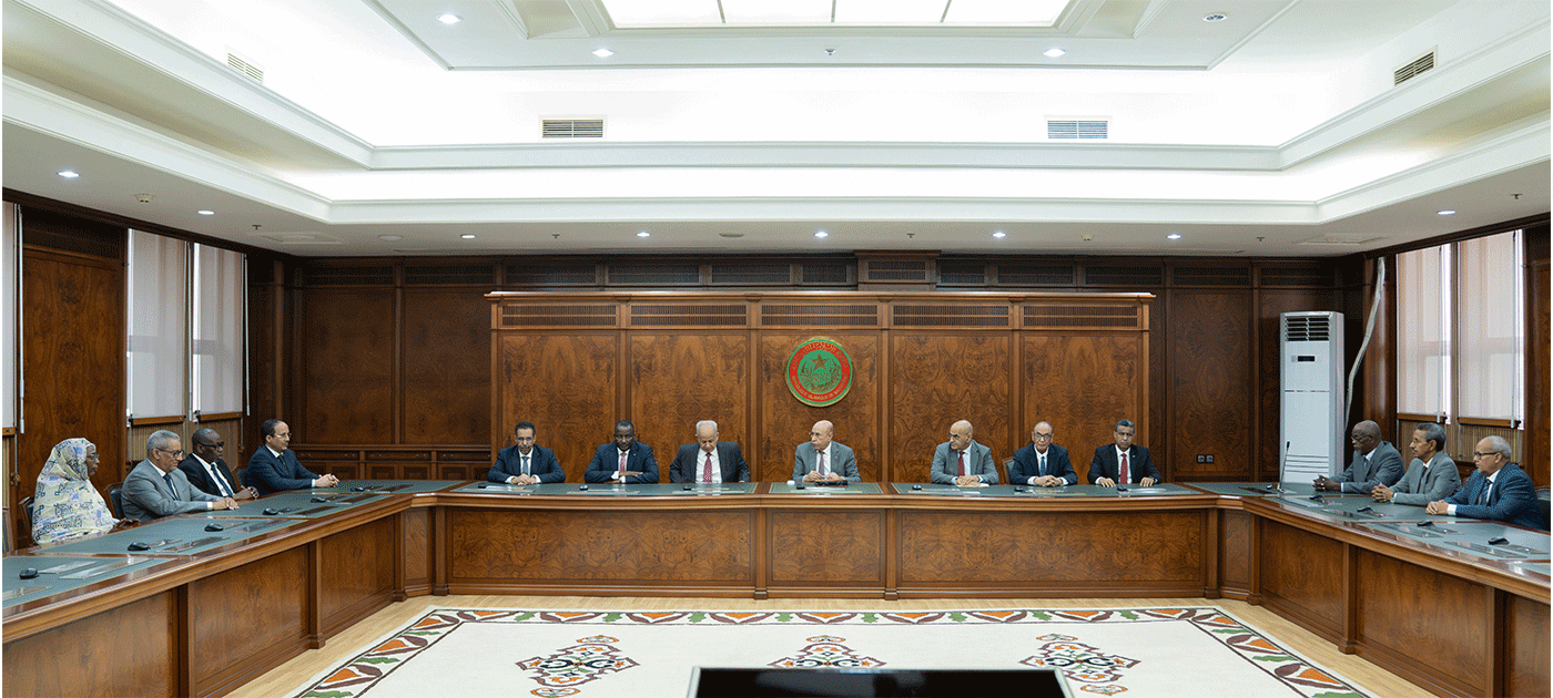 مجلس الوزراء يصادق على مشاريع استراتيجية ويجري تعيينات جديدة في عدة قطاعات
